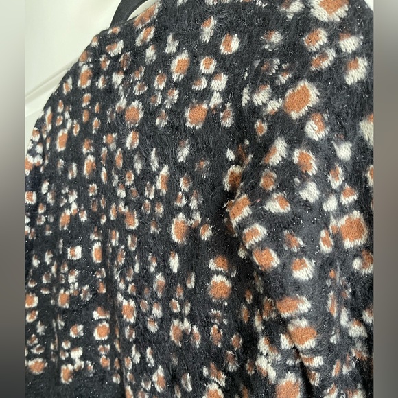 La Anthropologie La Fee Verte Feathered Leo Eyelash
Leopard Cardigan Medium - Picture 12 of 13